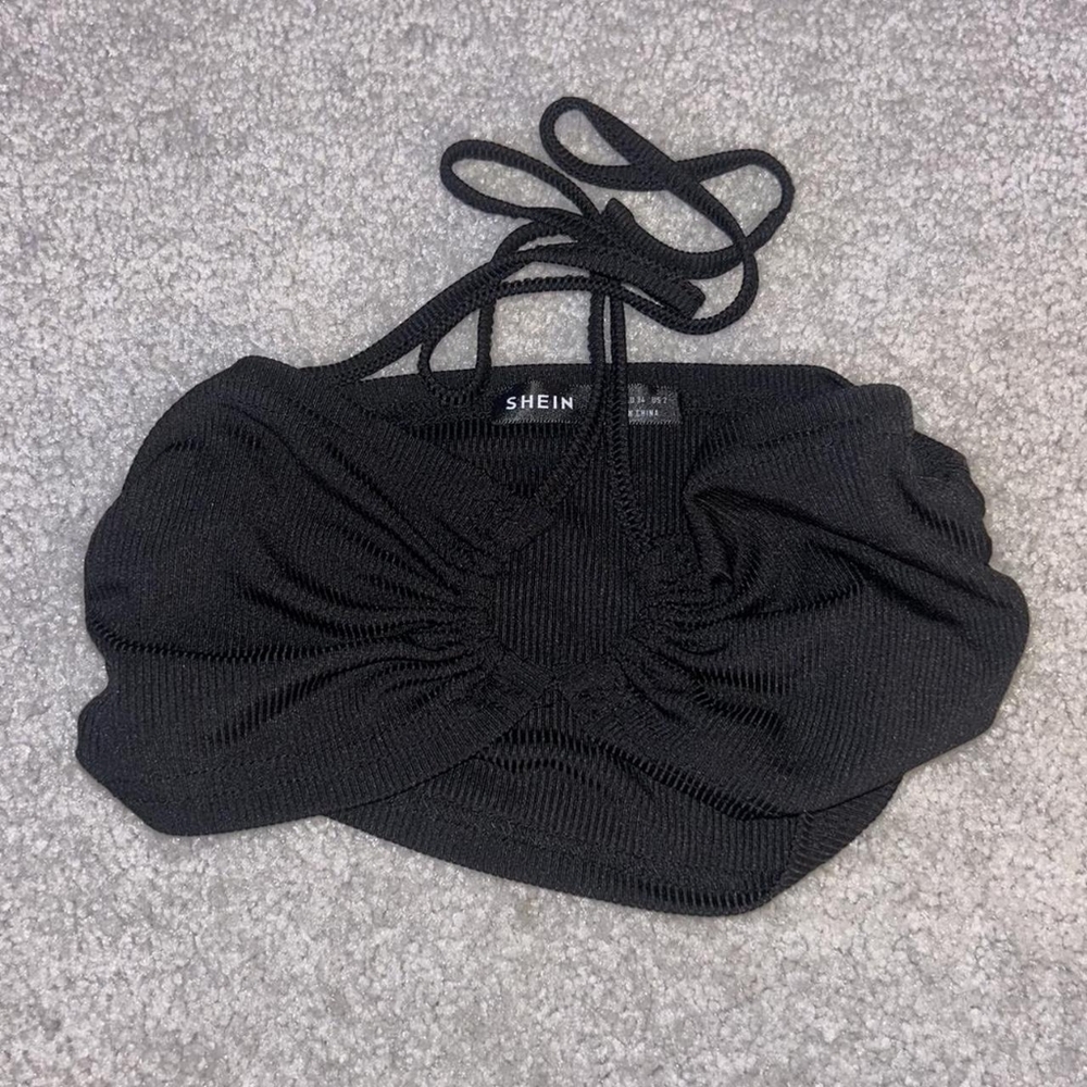 Shein women's black crop top